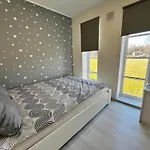 Vahtralehe Majutus Villa *