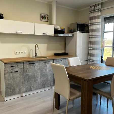 Vahtralehe Majutus Villa